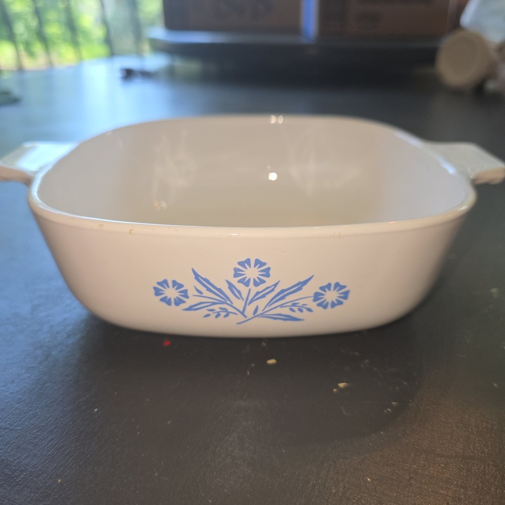 Vintage Corning Ware Blue Cornflower 1 Quart Square Casserole Dish P-1-B USA